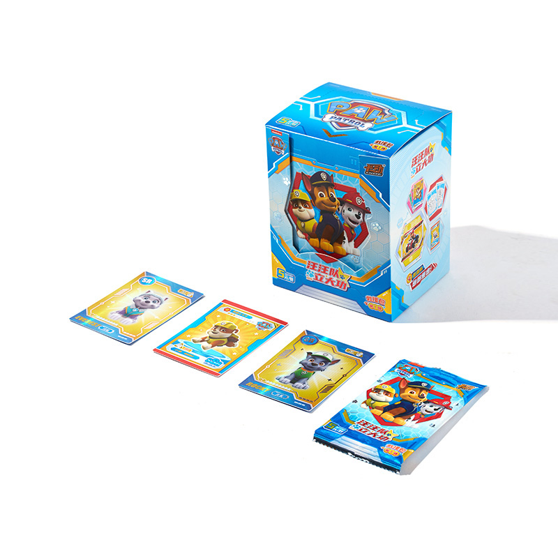 Baraja de cartas coleccionables estilo anime
