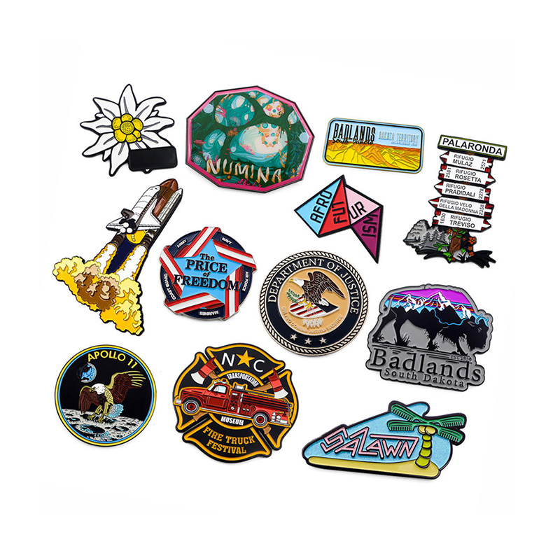 Colección personalizada de insignias de Pin esmaltadas de recuerdos de viajes emblemáticos del mundo.