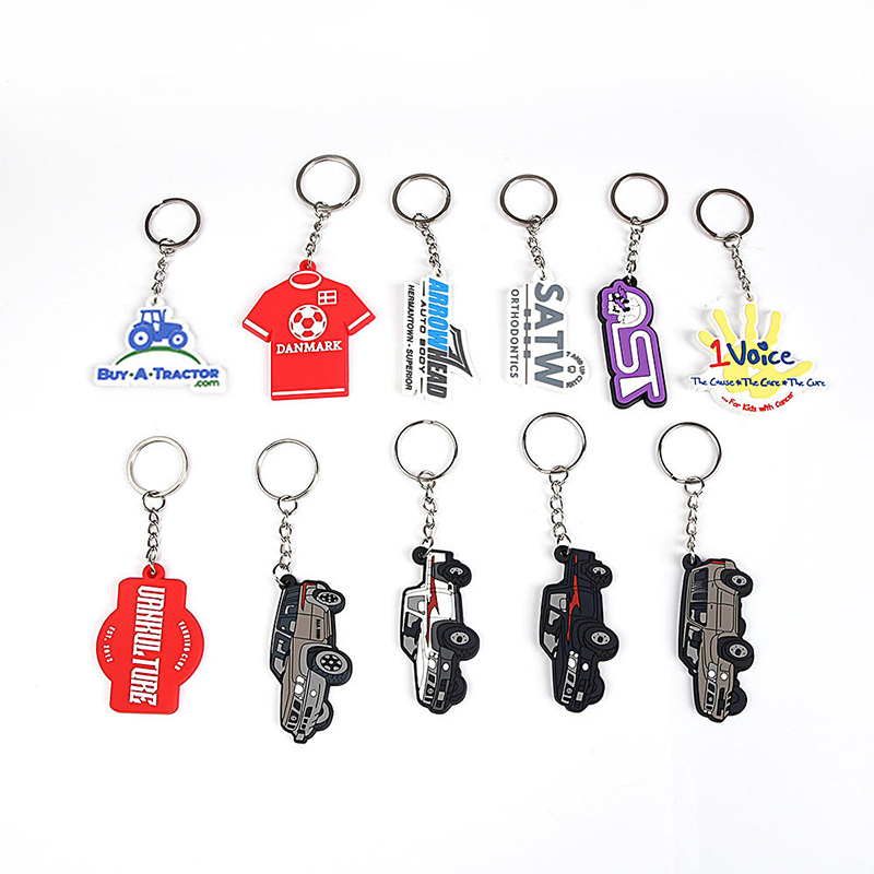 Llavero suave personalizado de dibujos animados de Navidad de PVC con diseño de logotipo